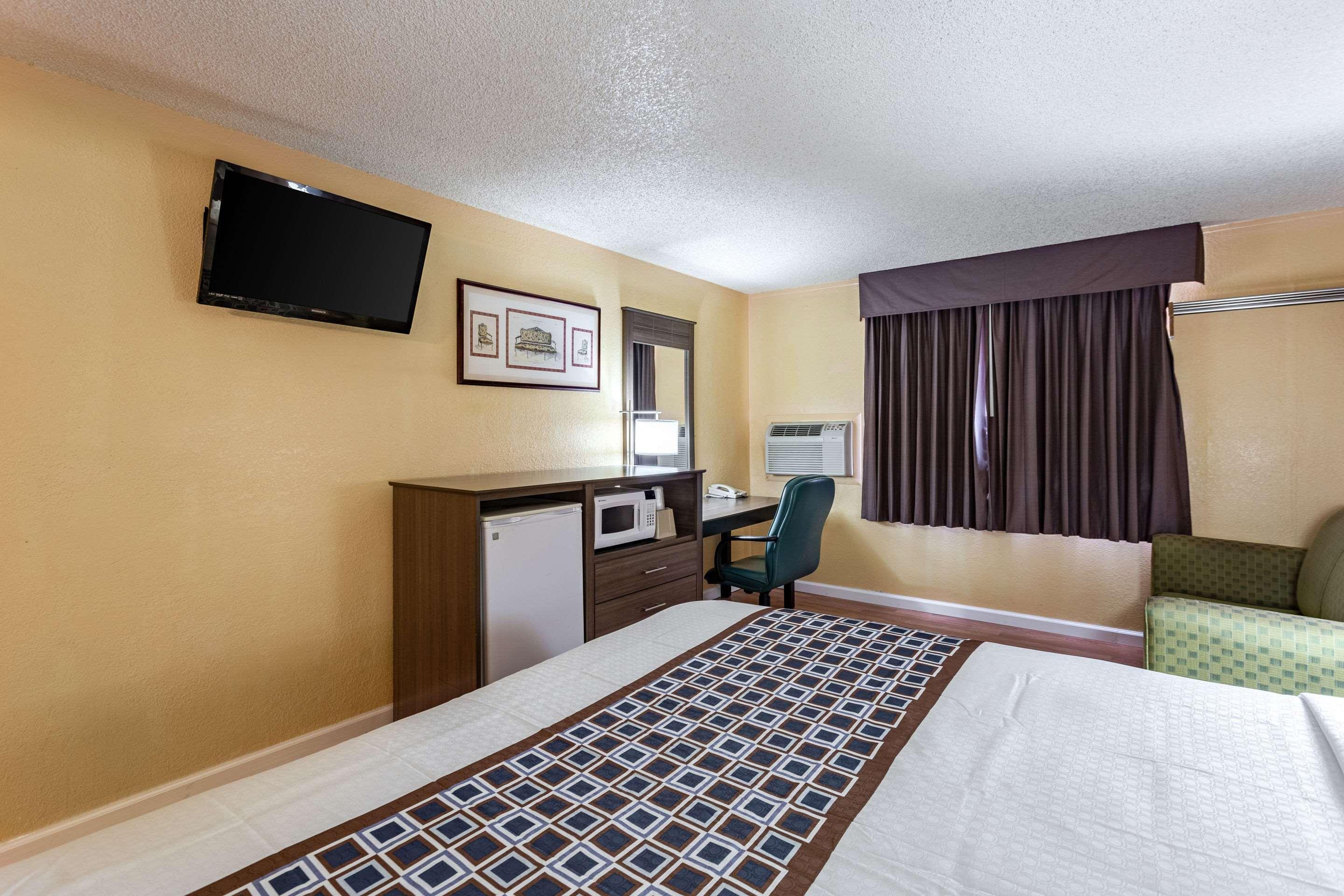 Rodeway Inn Farmington Exterior foto