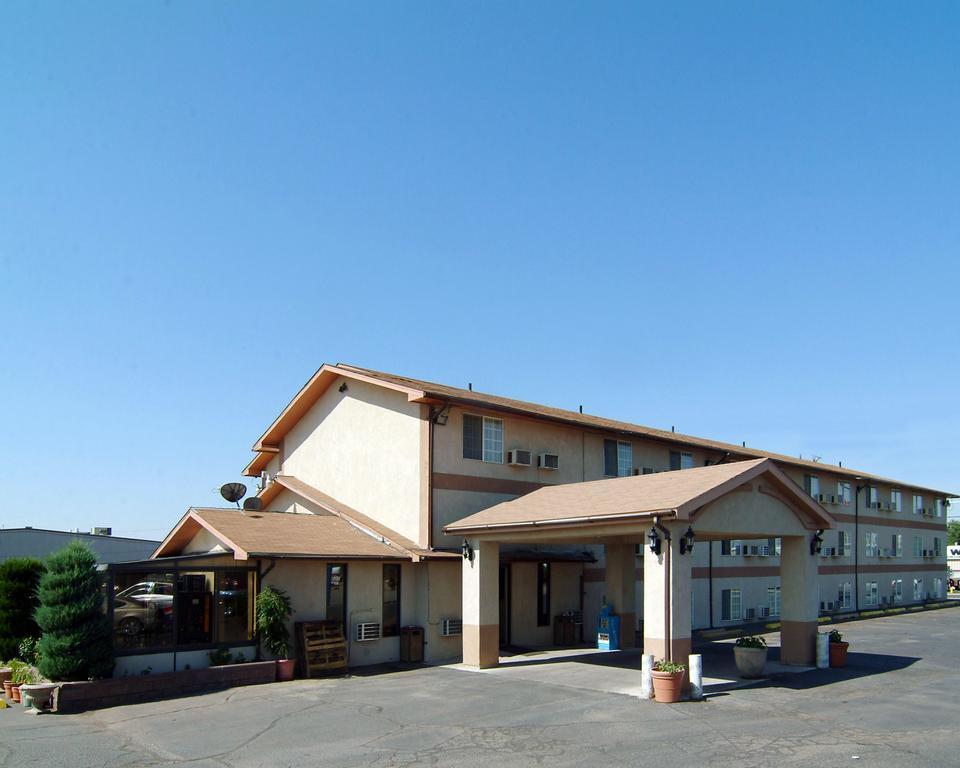 Rodeway Inn Farmington Exterior foto